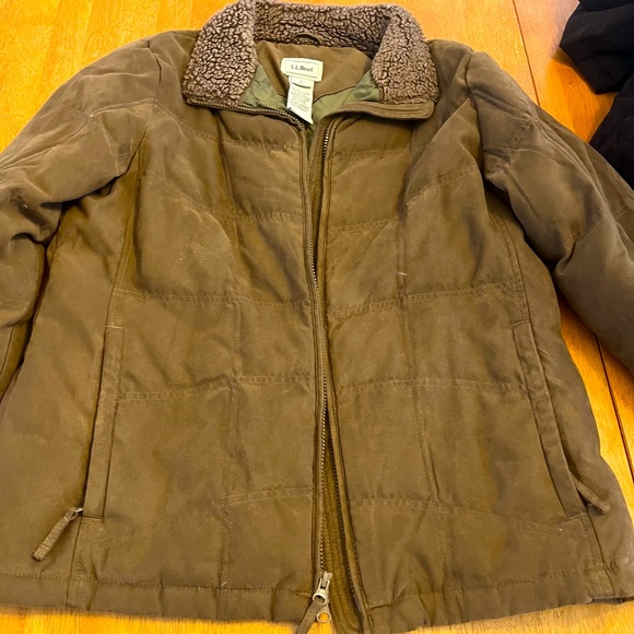 LL Bean Women’s Winter Coat - Picture 1 of 5
